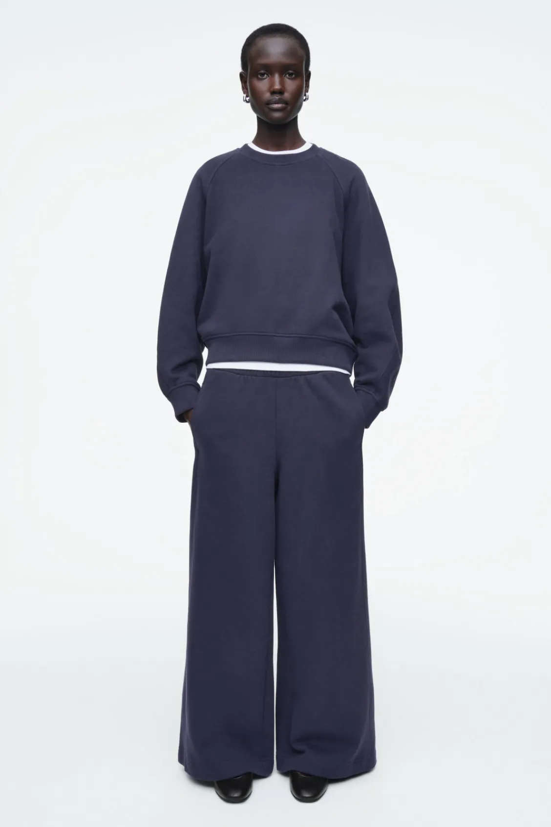 COS BRUSHED-COTTON WIDE-LEG JOGGERS NAVY Outlet