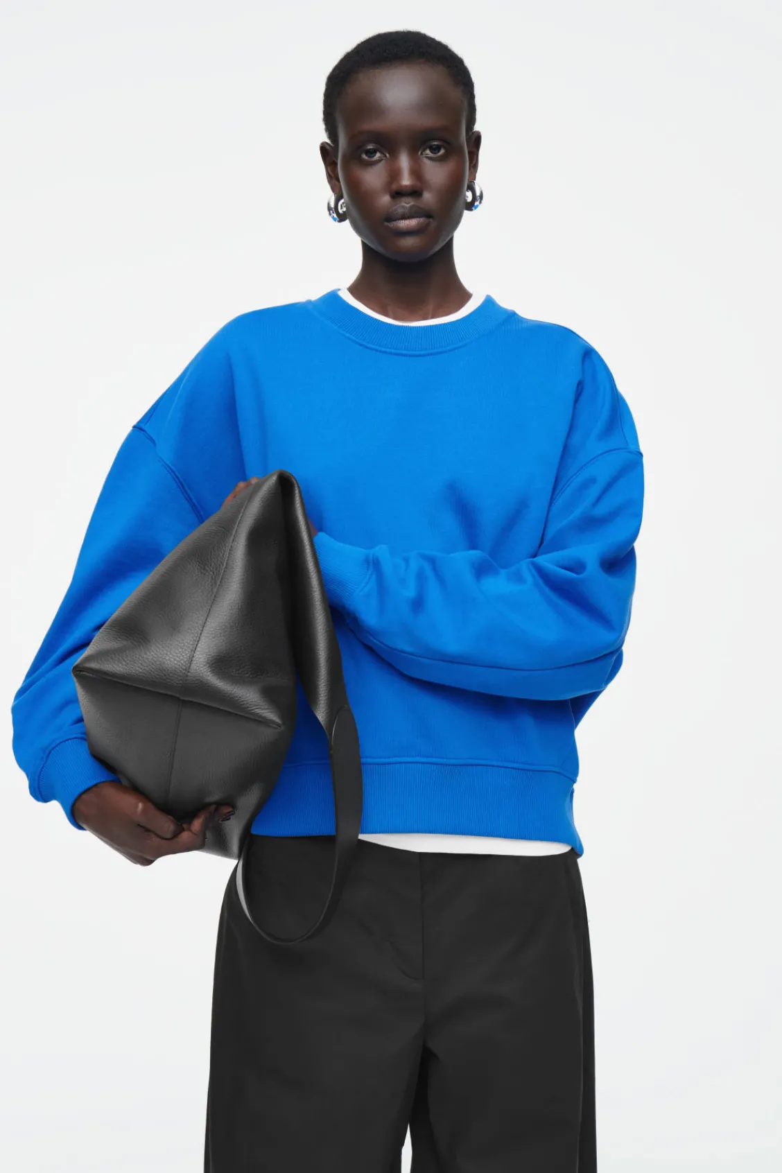 COS CLASSIC CREW-NECK SWEATSHIRT COBALT BLUE Flash Sale