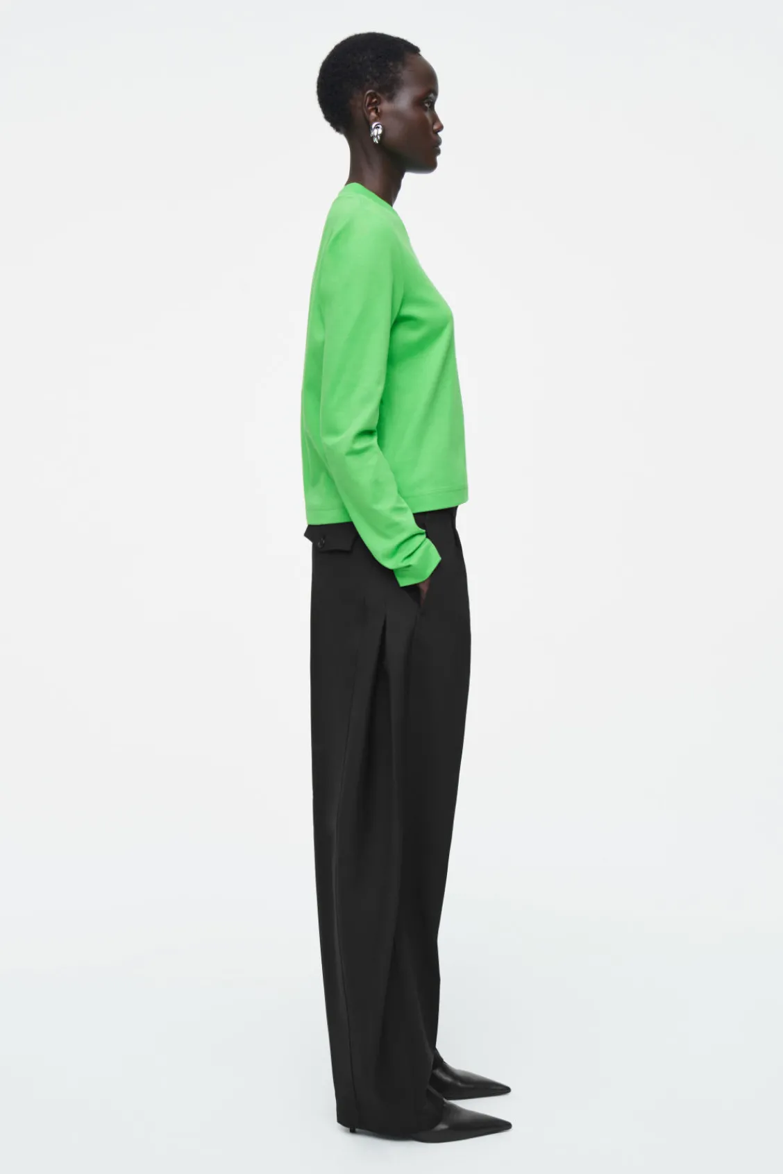 COS CLEAN CUT REGULAR LONG-SLEEVED T-SHIRT BRIGHT GREEN Best