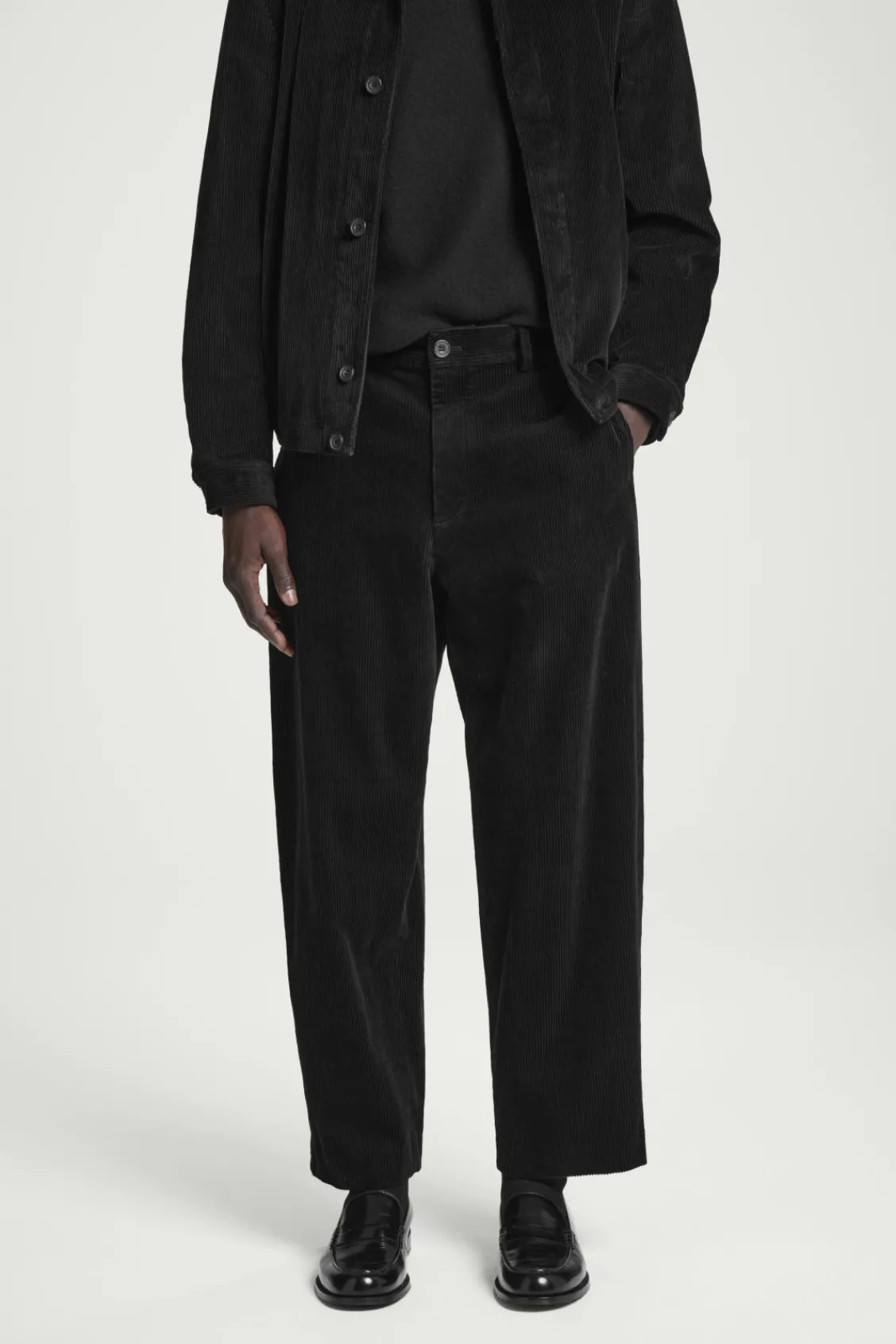 COS CORDUROY WIDE-LEG PANTS BLACK Store