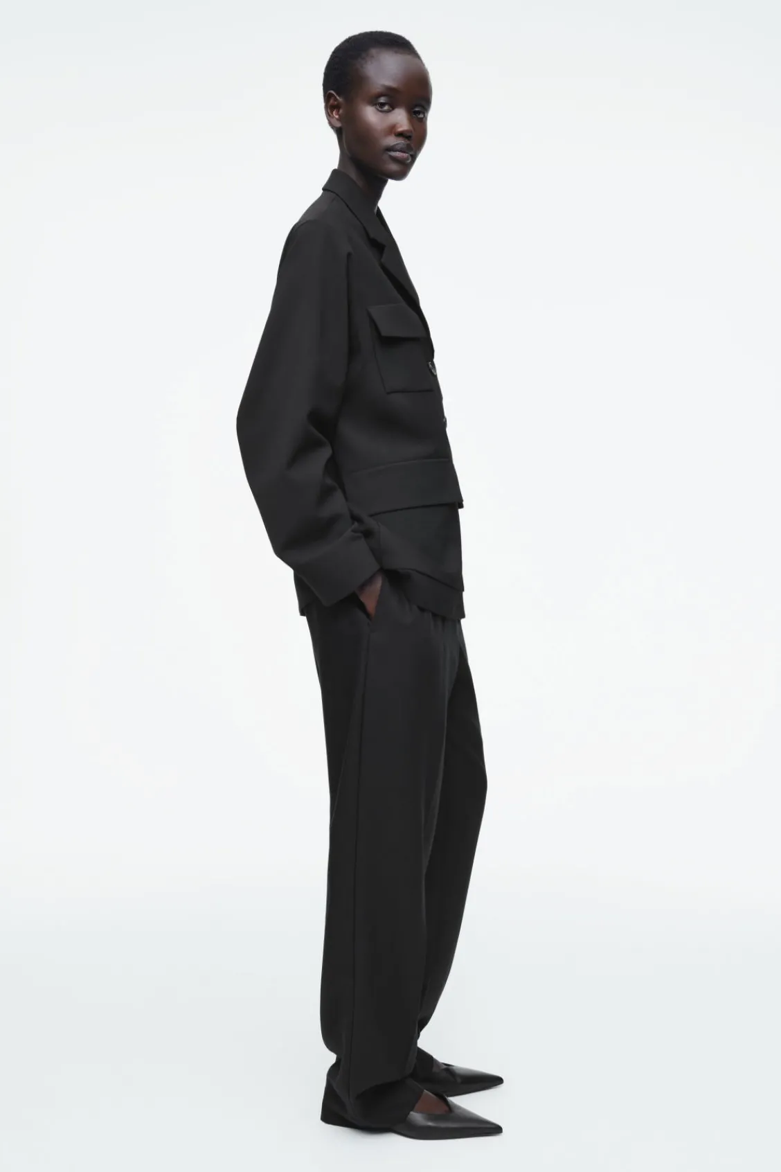 COS ELASTICATED STRAIGHT-LEG PANTS BLACK Store