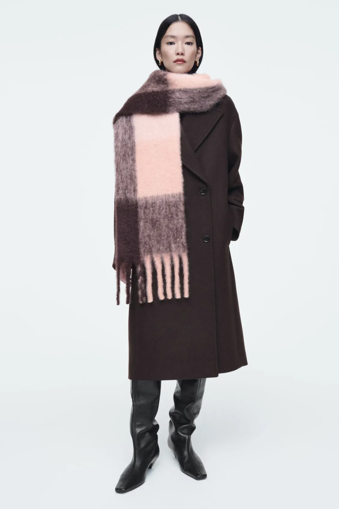 COS FRINGED BRUSHED-MOHAIR SCARF PINK / BURGUNDY Clearance