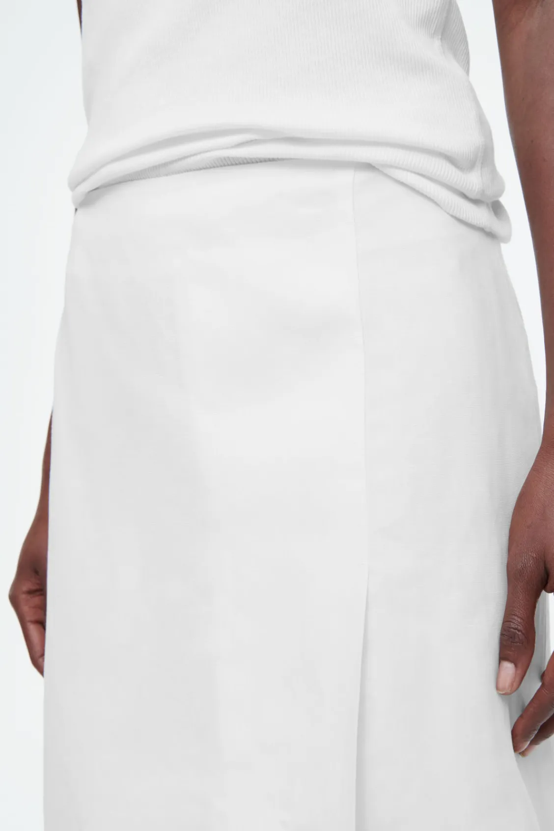 COS FRONT-PLEAT MINI SKIRT WHITE Cheap