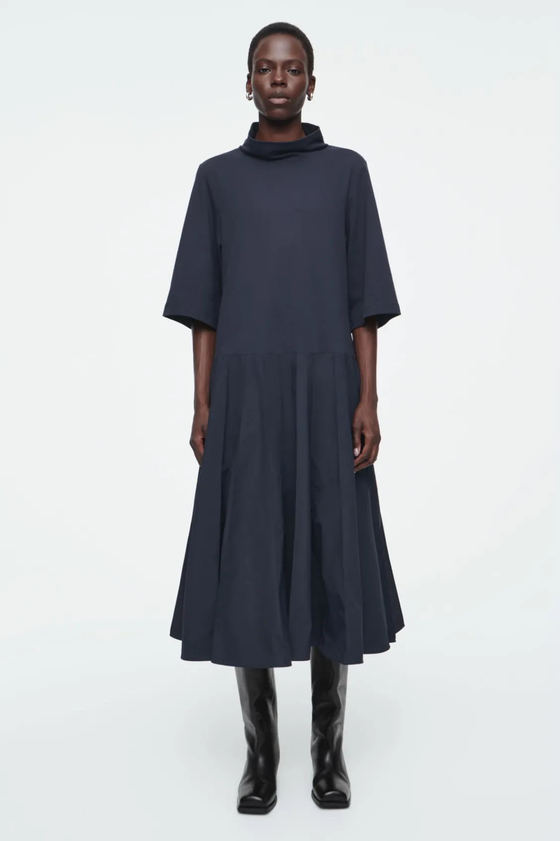 COS FUNNEL-NECK PANELED MIDI DRESS NAVY Fashion