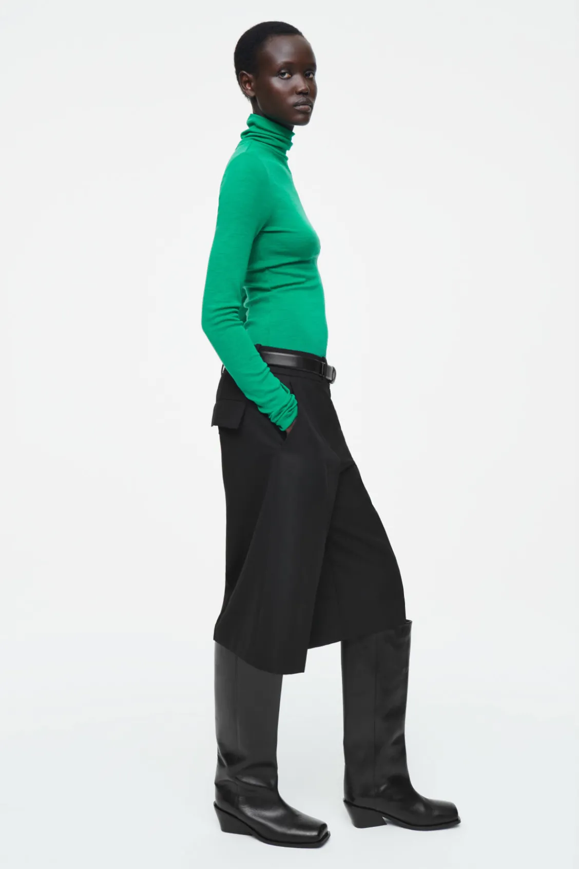 COS MERINO WOOL TURTLENECK TOP GREEN Store