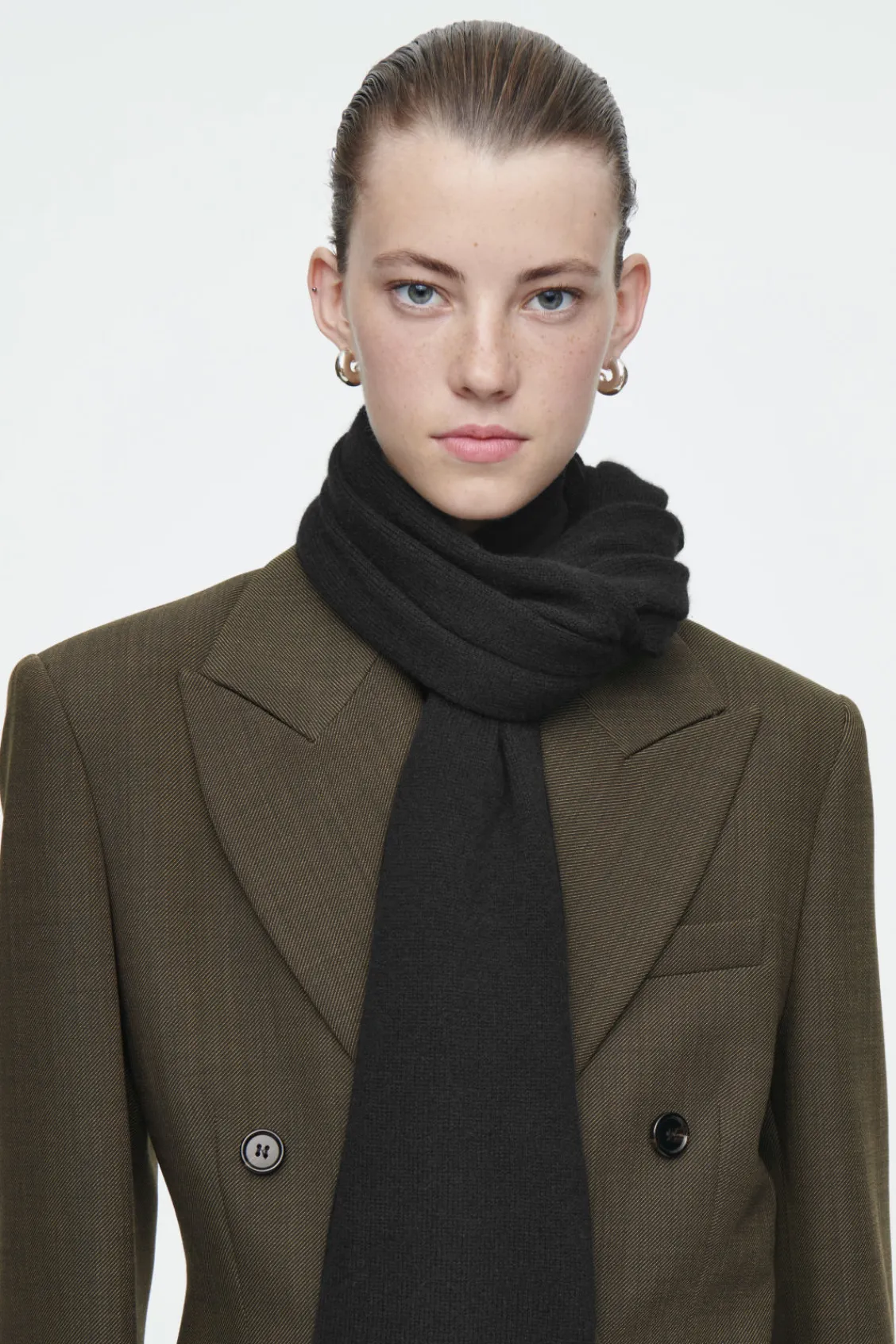 COS PURE CASHMERE SCARF BLACK Store