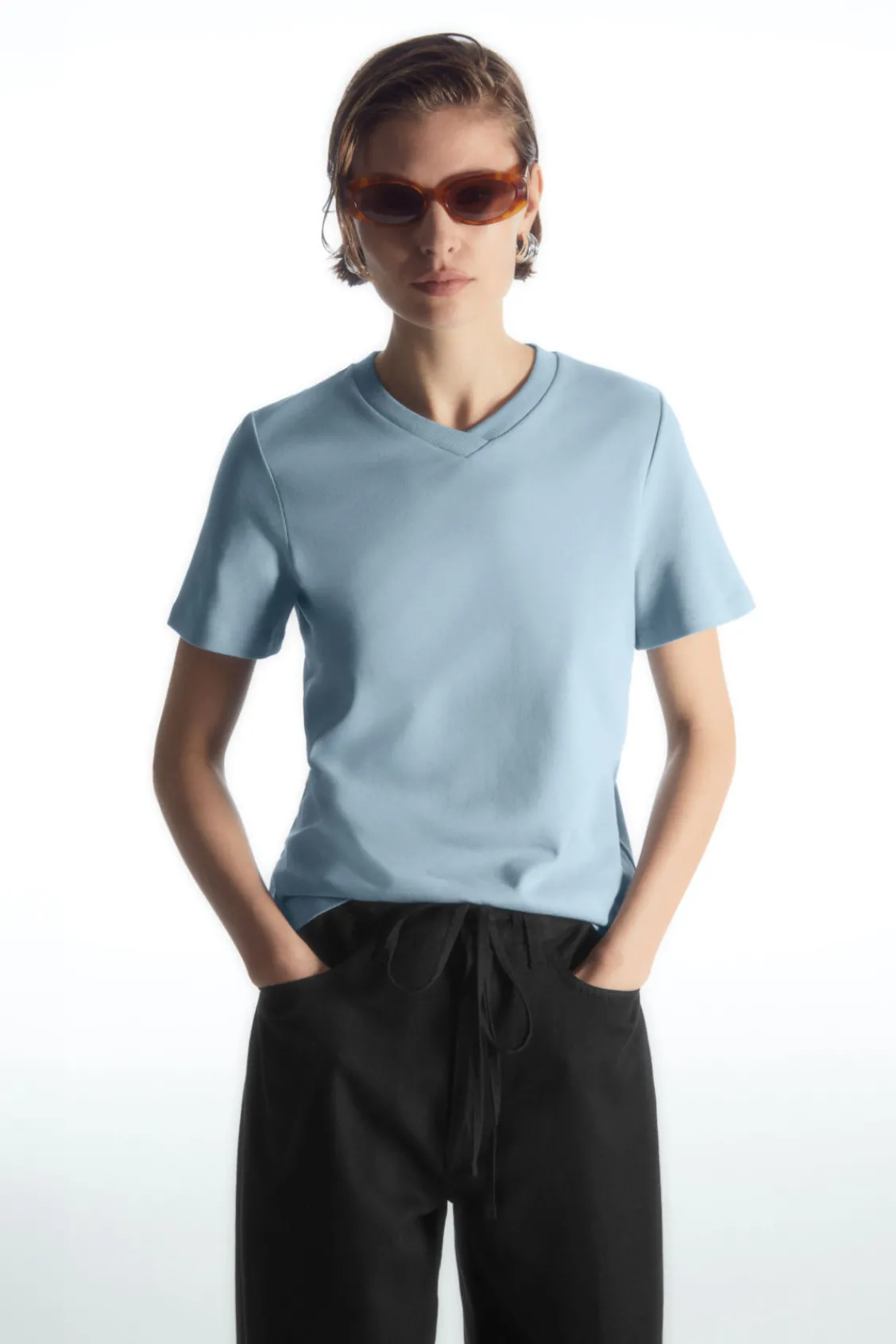 COS REGULAR BOXY V-NECK T-SHIRT LIGHT BLUE Clearance