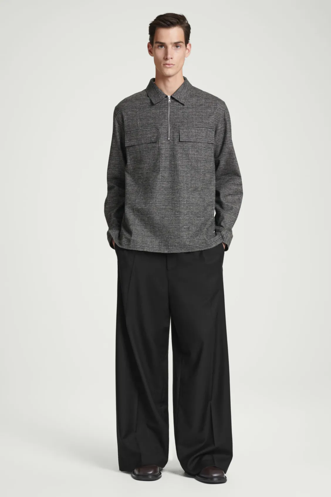 COS RELAXED CHECKED COTTON HALF-ZIP SHIRT BLACK / CHECKED Store