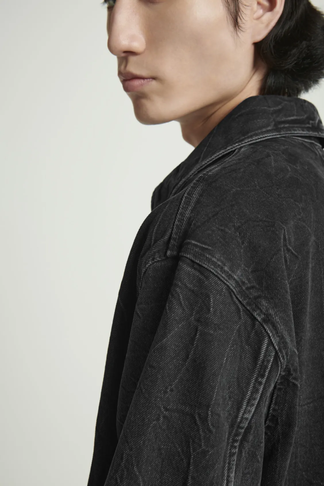 COS RELAXED DENIM OVERSHIRT CRINKLED BLACK Best