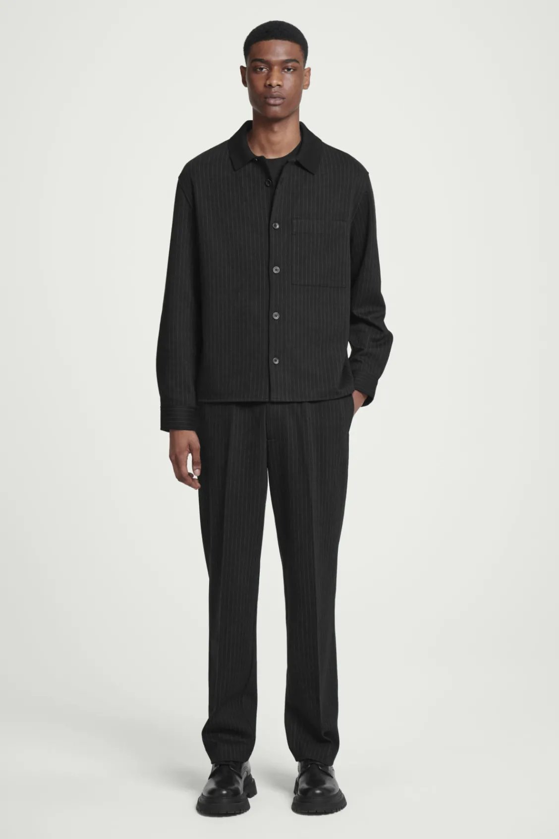 COS RELAXED PINSTRIPED WOOL-BLEND JERSEY SHIRT BLACK / PINSTRIPED New