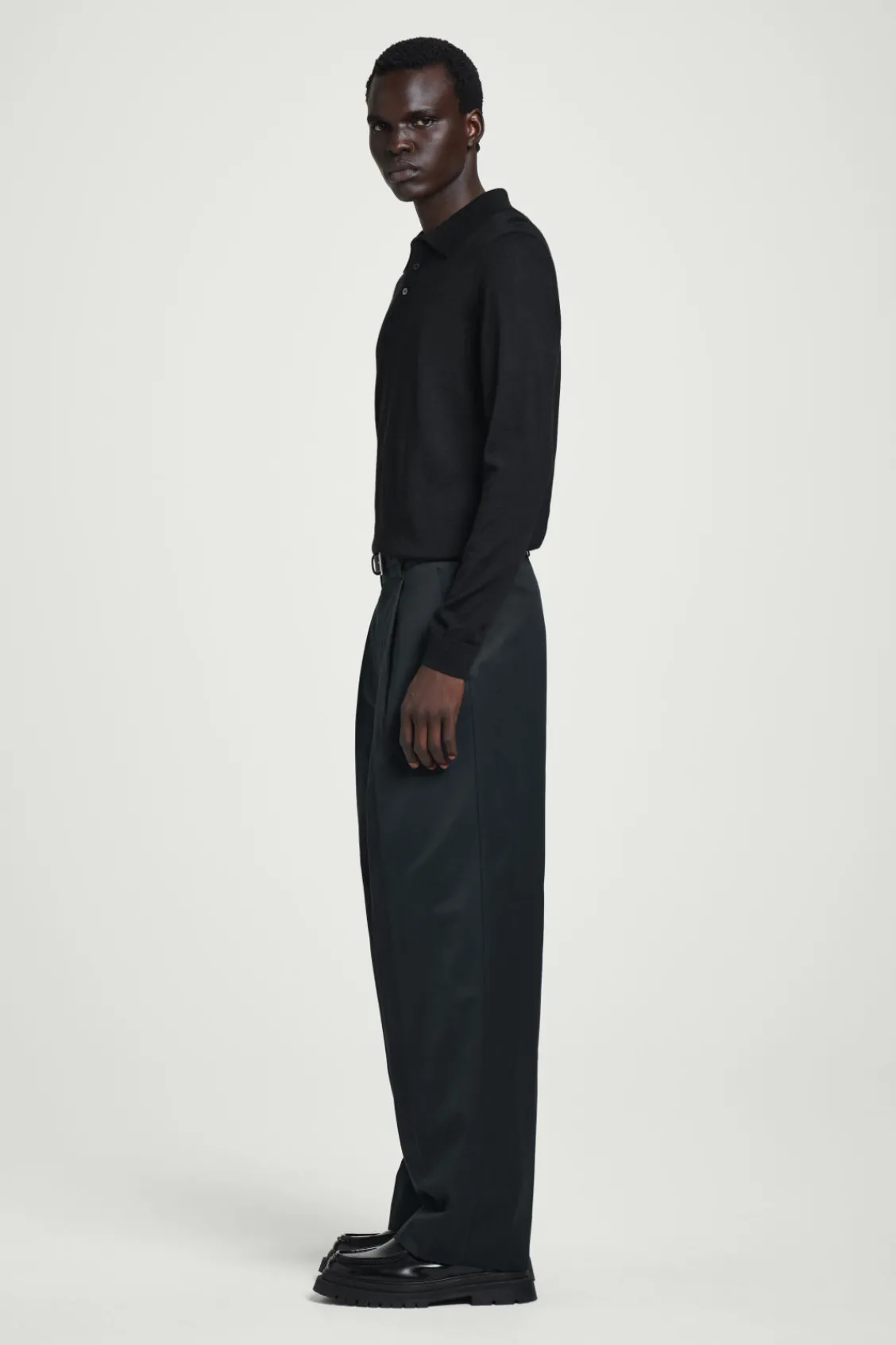 COS RELAXED PLEATED COTTON WIDE-LEG PANTS NAVY Outlet