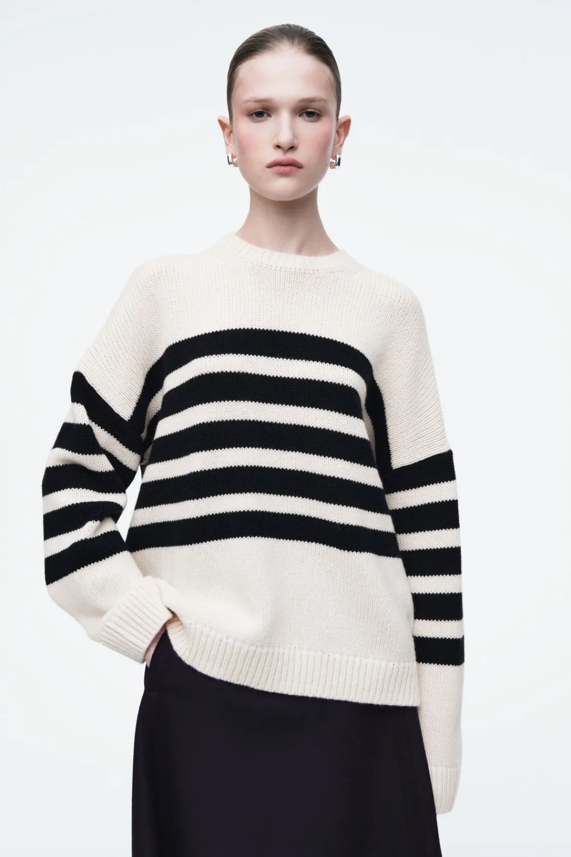 COS STRIPED MERINO WOOL SWEATER ECRU / STRIPED Hot