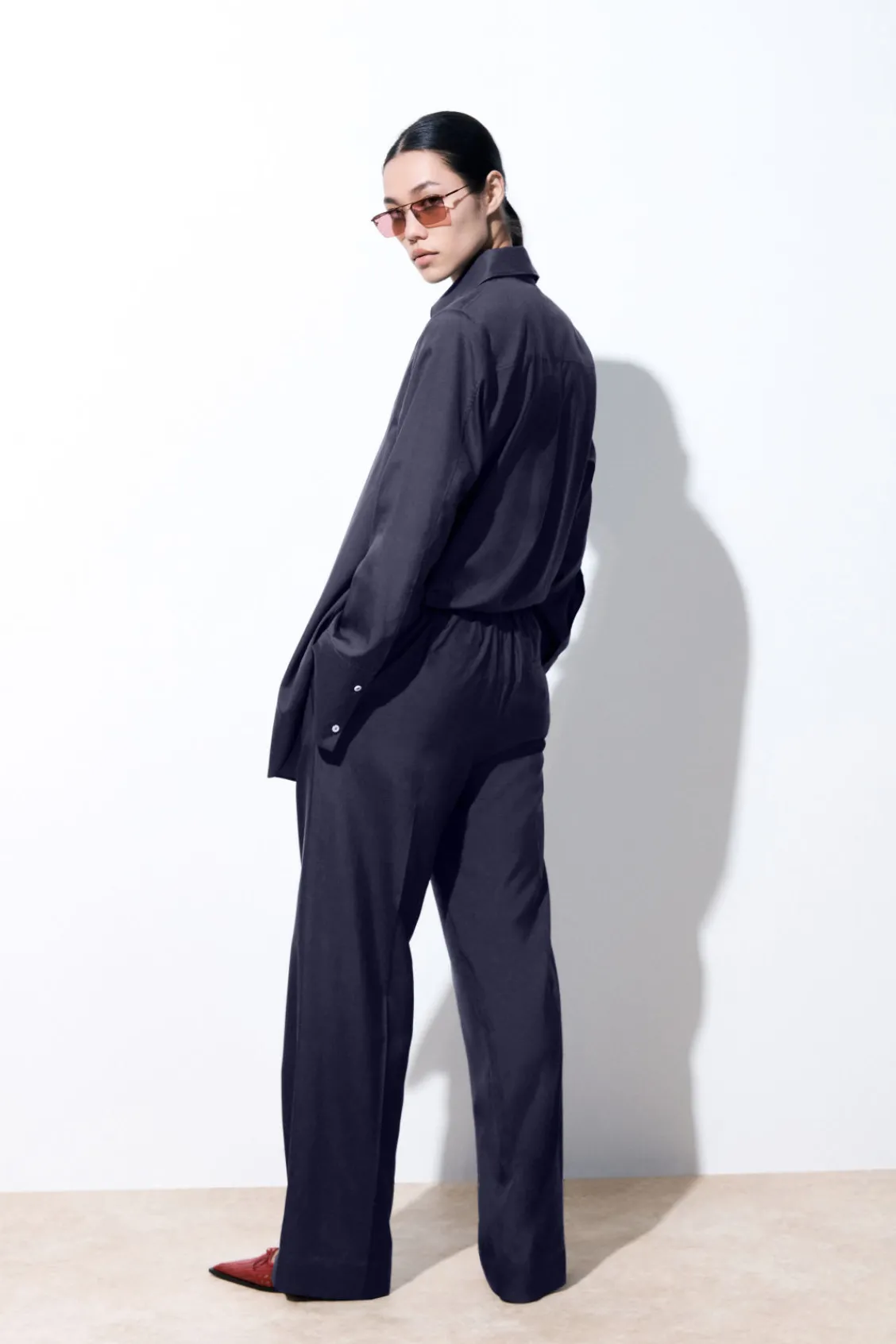 COS THE STRAIGHT-LEG SILK PANTS NAVY Online