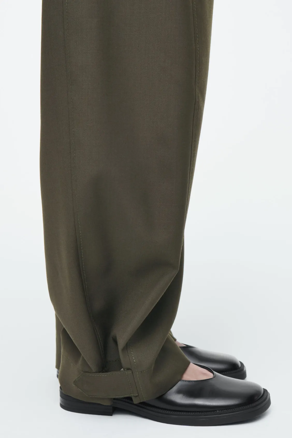 COS WOOL BARREL-LEG UTILITY PANTS KHAKI Shop