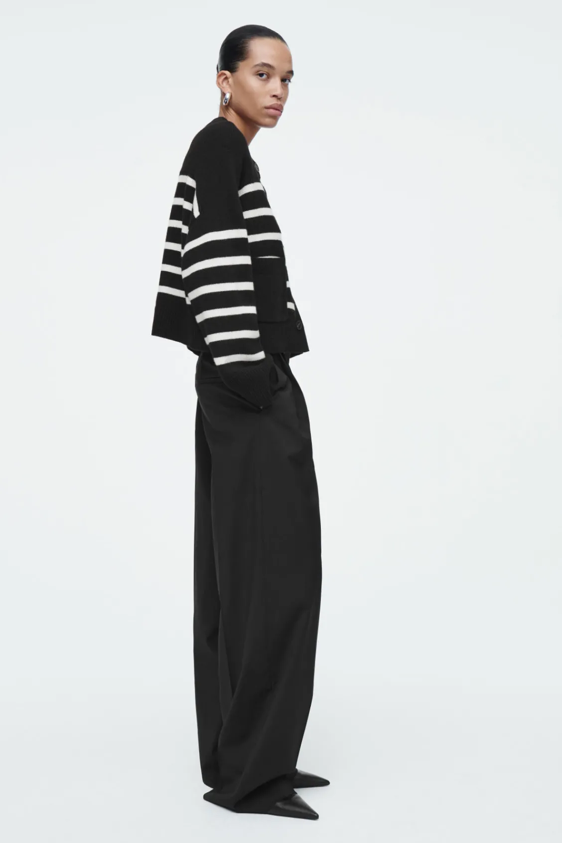 COS WOOL CREW-NECK CARDIGAN BLACK / STRIPED Discount